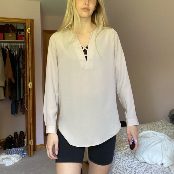 Dress shirt - Picture 2 of 3